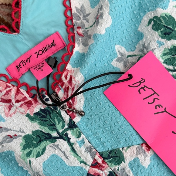 Betsy Johnson - Floral Tiered Ruffle Dress - Blue with Pink Roses - Picture 2 of 3